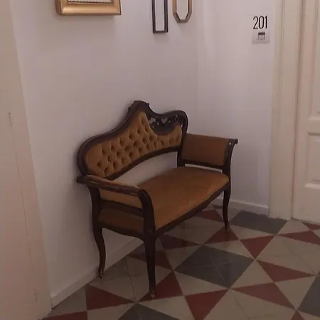 Bed & Breakfast Donna Lucrezia 4*