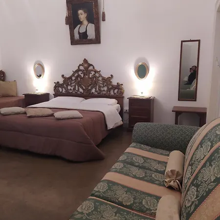 Donna Lucrezia Boutique Style Bed & Breakfast 4*