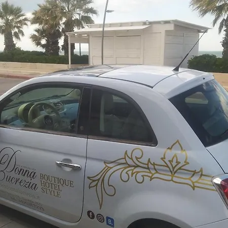 Bed & Breakfast Donna Lucrezia Boutique Style Bisceglie